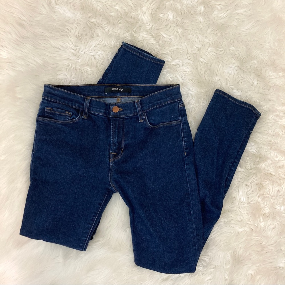 J Brand Skinny Leg in Pure Dark Wash Five Pocket Style Women's Size 28